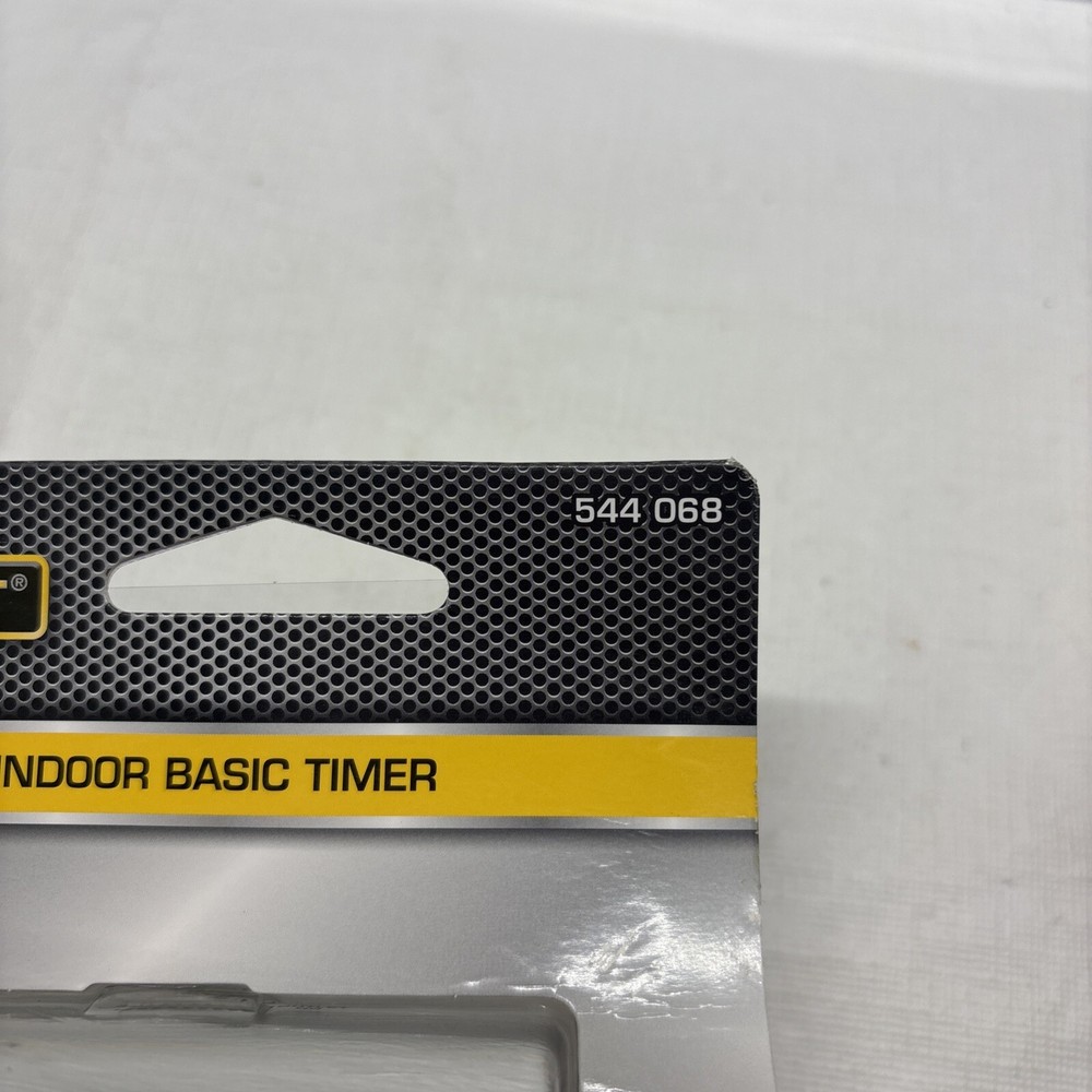 3 X Defiant 24-Hour Indoor Plug-In Basic Mechanical Timer White 544 068 B16