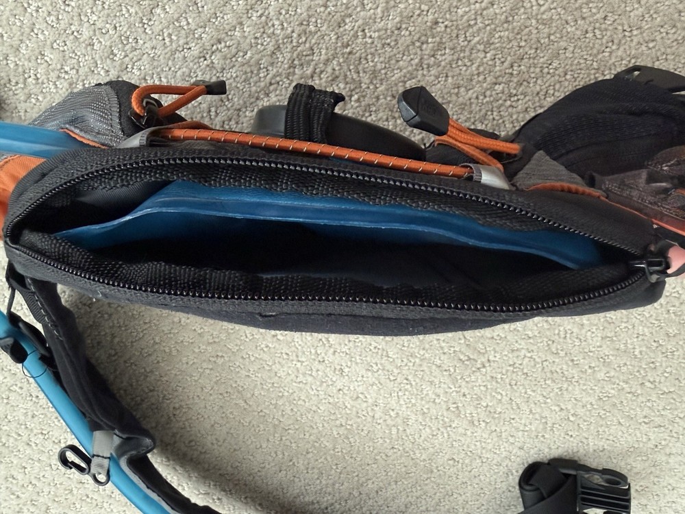 Camelback Alterra Waist Pack with Reservoir Hydration Bladder