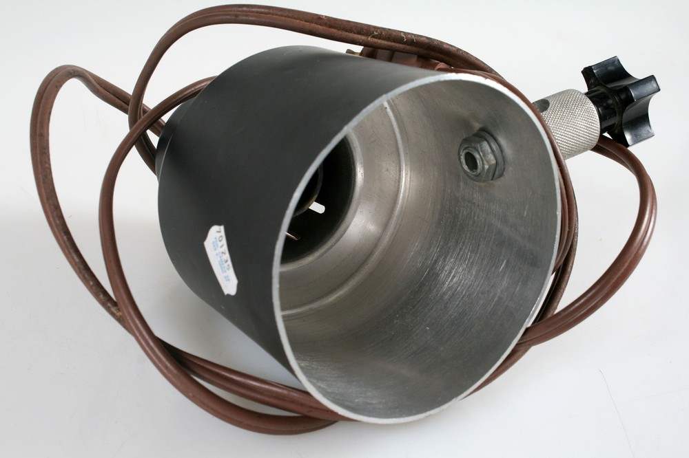 STUDIO LIGHT FOR LIGHT STAND