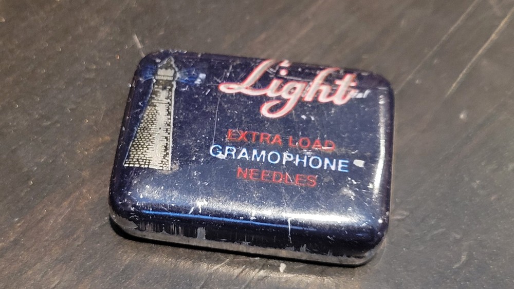 Vintage Gramophone phonograph needle tin Light Lighthouse Empty