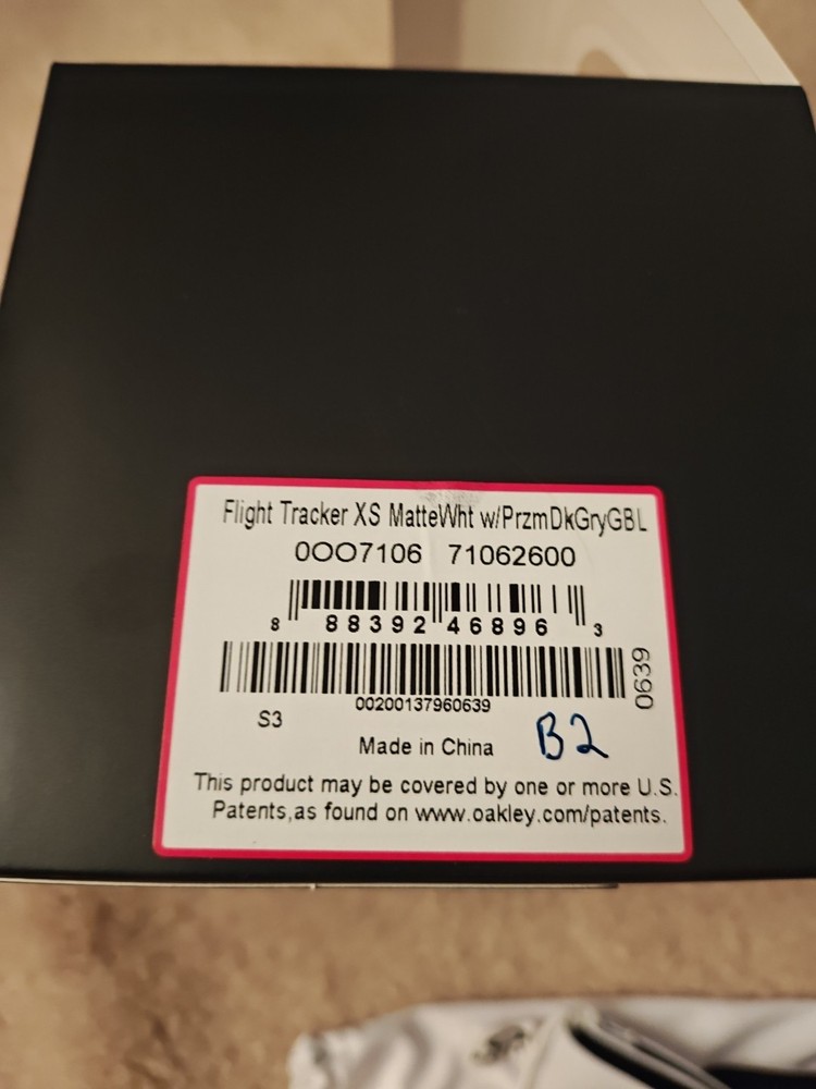 Oakley Flight Tracker XS Matte White Prism Dark Grey NWT B2