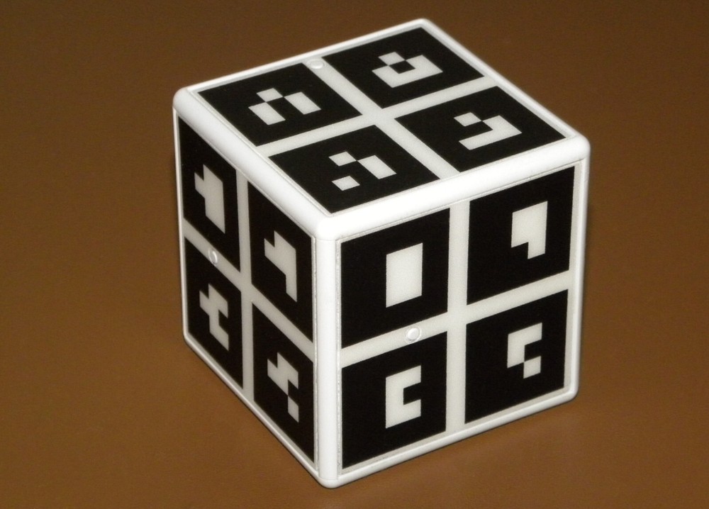 Smart Technologies Mixed Reality Collaboration Cube Document Camera 330