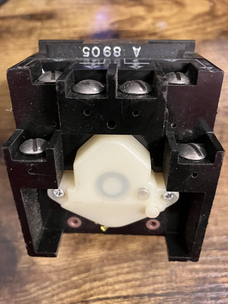 Agastat 7012AC Electropneumatic Time Delay