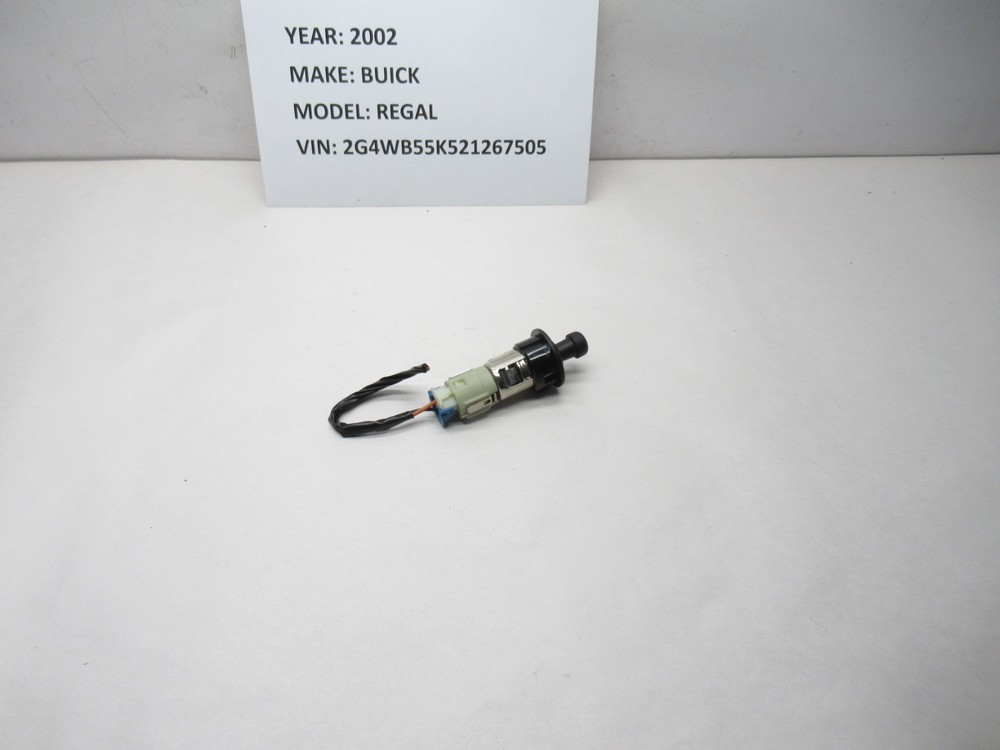 2002 Buick Regal Cigarette Lighter OEM