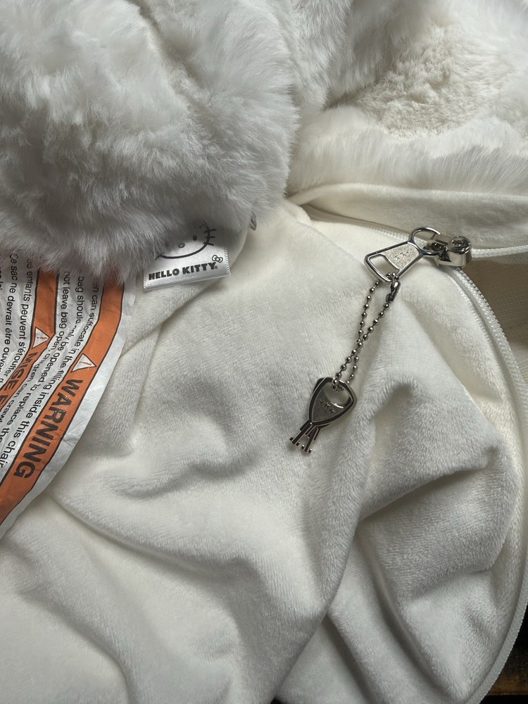 Pottery Barn Teen Hello Kitty Crochet Faux Fur Bean Bag Slipcover Only New! Read