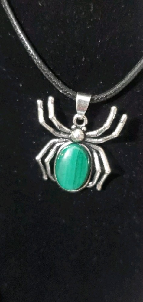 Spider Pendant Malachite