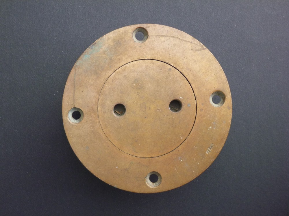 PERKO BRASS 1 ½” FLANGE VINTAGE FITTING BRONZE 31/2" BASE