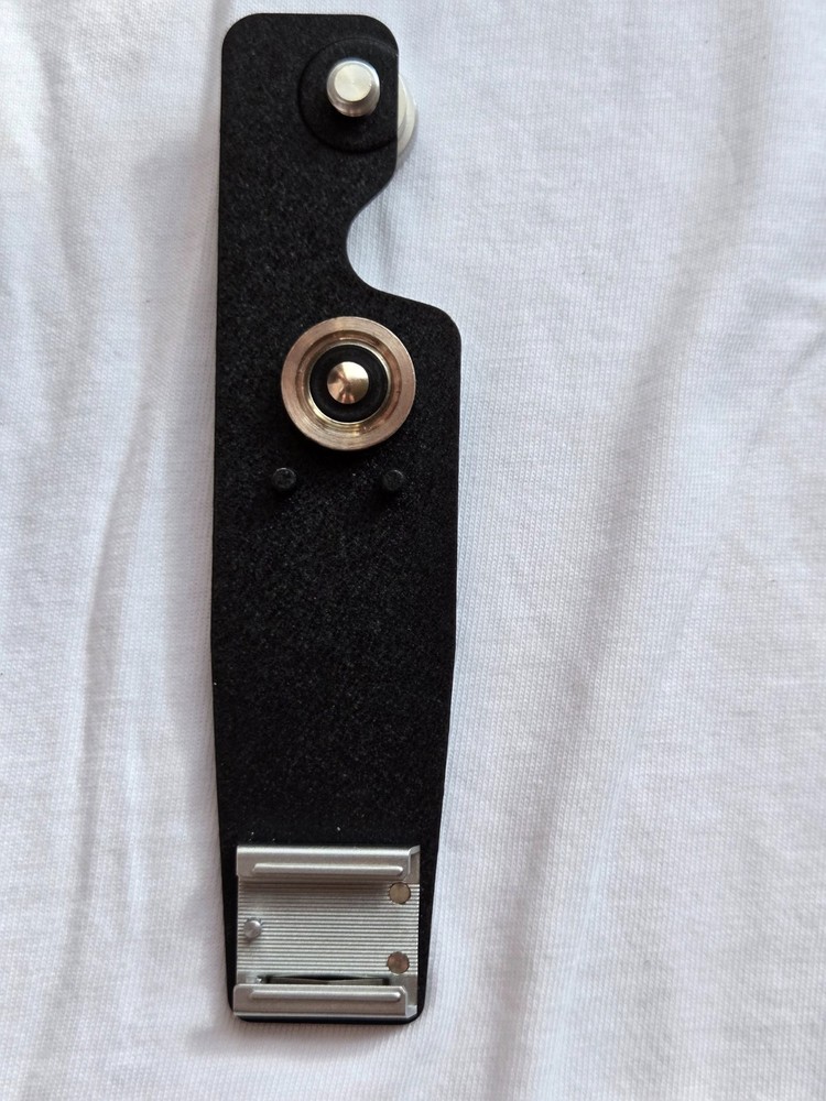 Original Rollei 35 Straight Flash Bracket with Sync Adapter