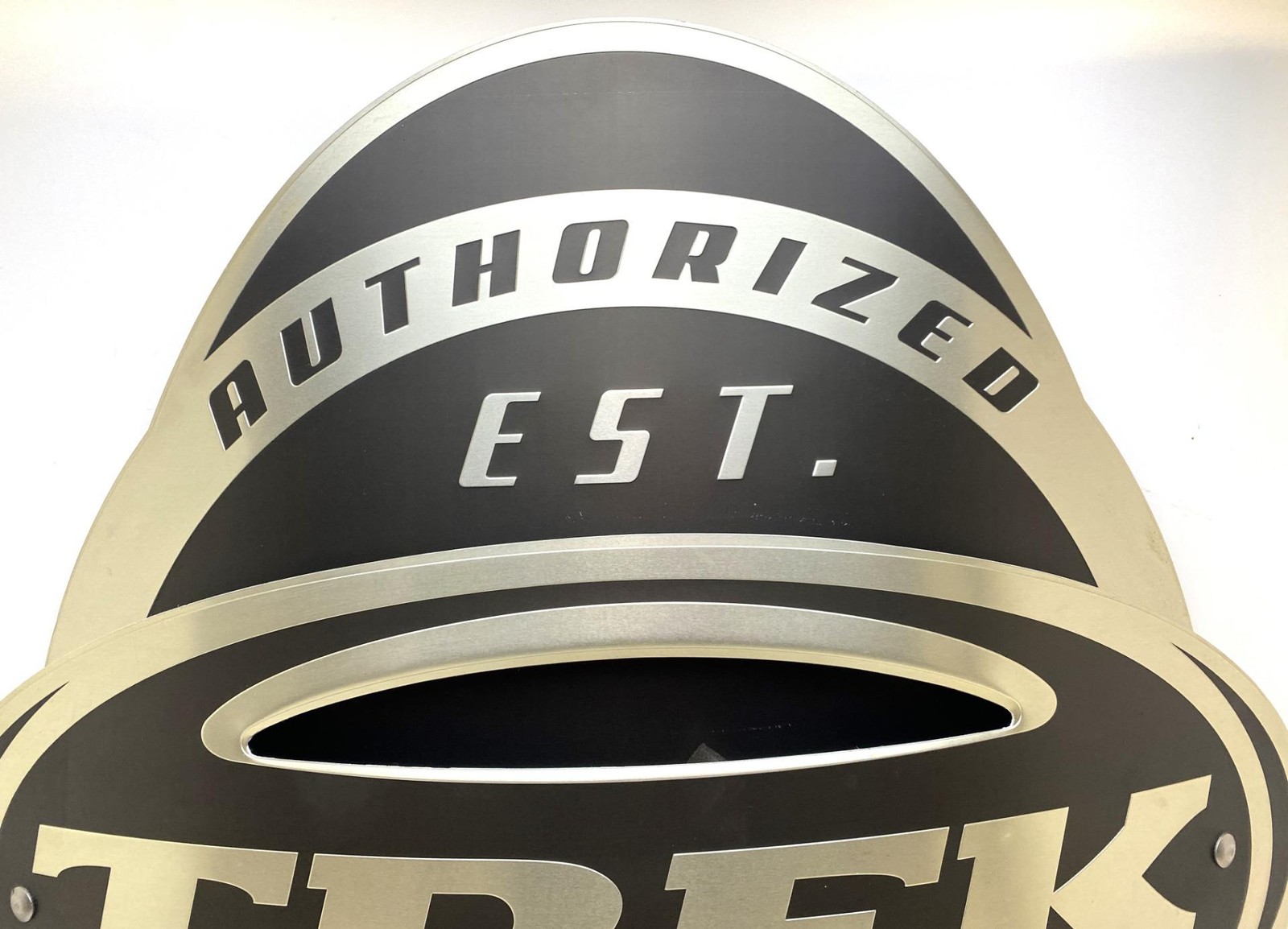 big TREK bicycle AUTHORIZED Dealer SIGN Est.1976 USA 28"x25"