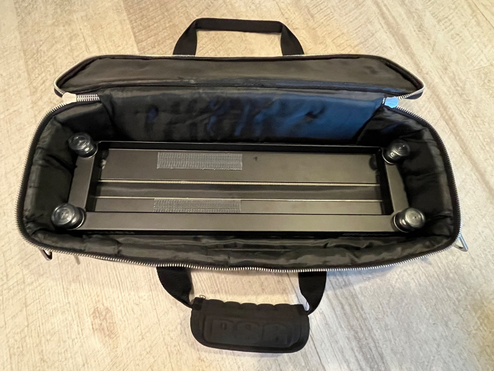 Pedaltrain Nano+, Keeley Caverns v2, Peterson StroboStomp Mini