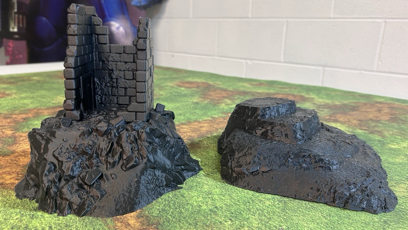 Tabletop Terrain Massive Hills tabletop scenery, 5-piece set