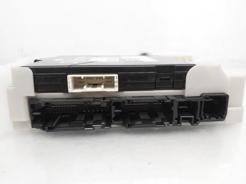 2016-2022 Toyota Prius Prime Multi Plex Network Computer Module *Cracked Clips