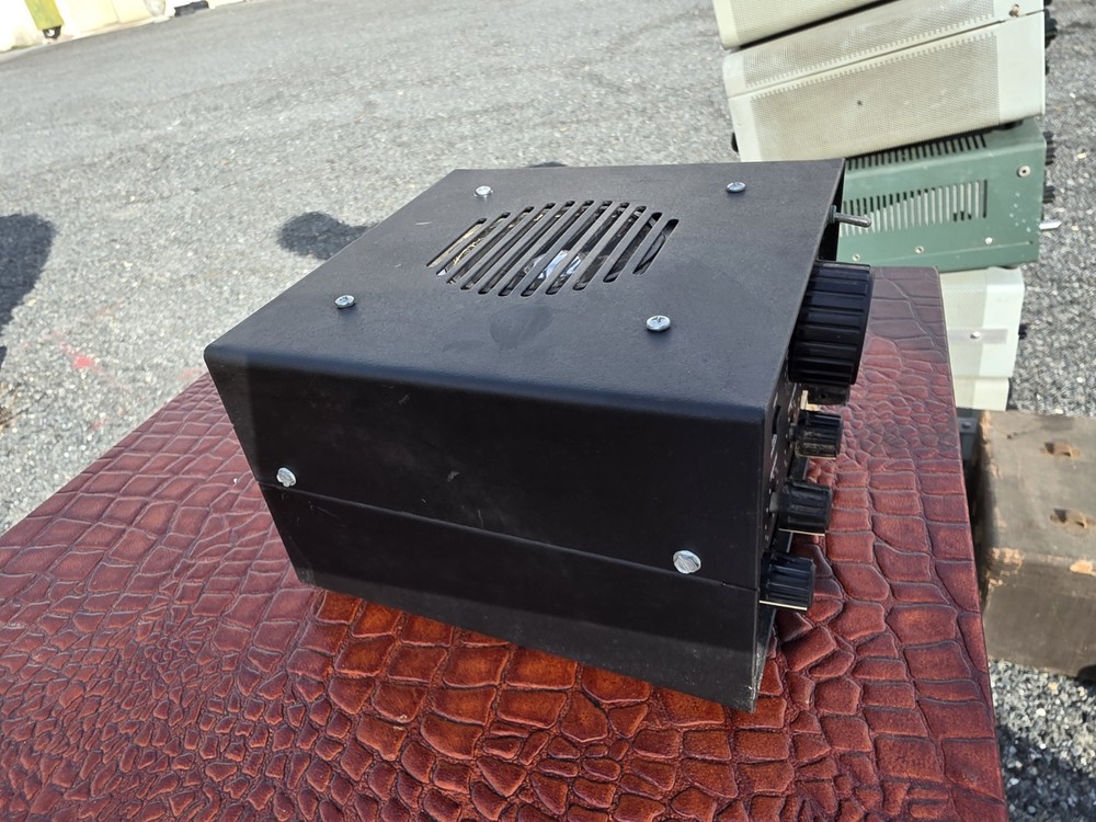 TEN-TEC MODEL 1253 SHORTWAVE RECEIVER