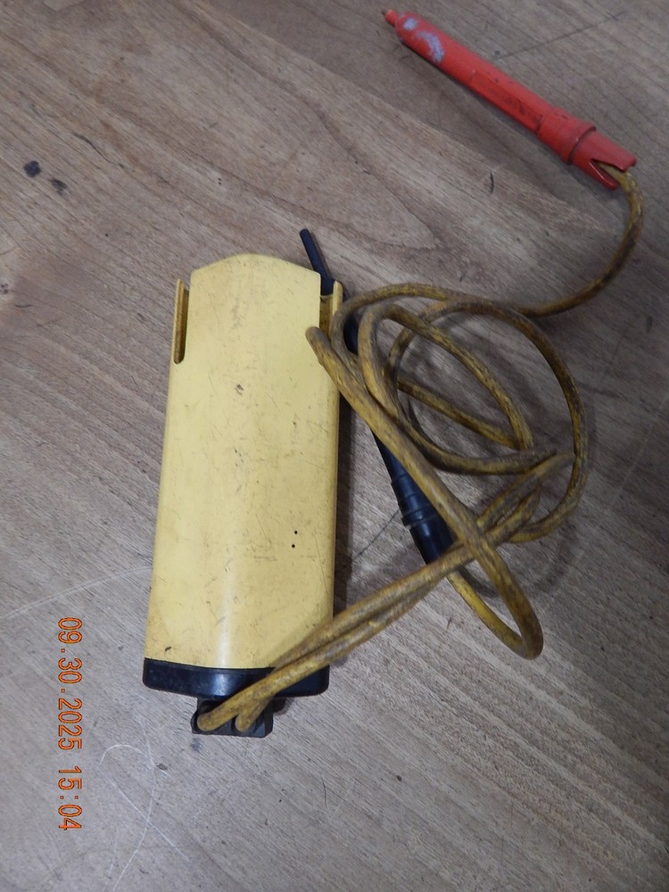 Ideal Voltage Tester 61-065