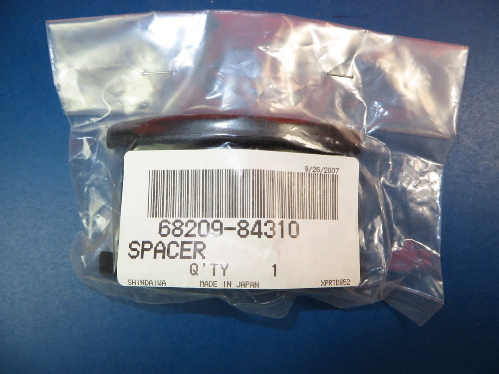 Shindaiwa EB630 RT Throttle Grip Spacers (2) 68209-84310, New