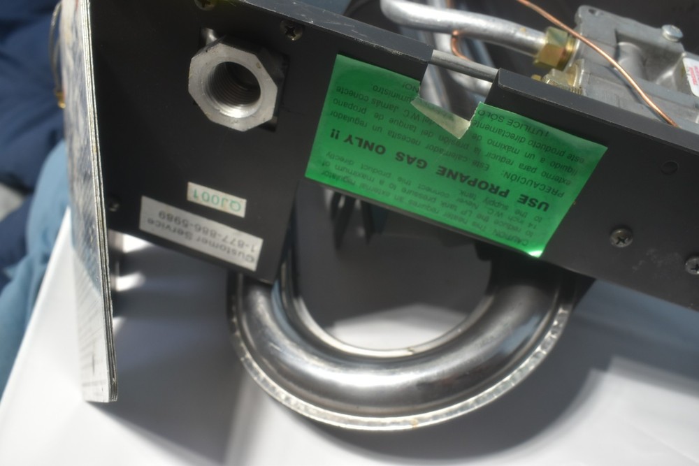 Propane gas fireplace insert. Style selections with logs