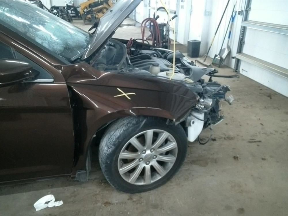 200 2013 Glove Box 104930432