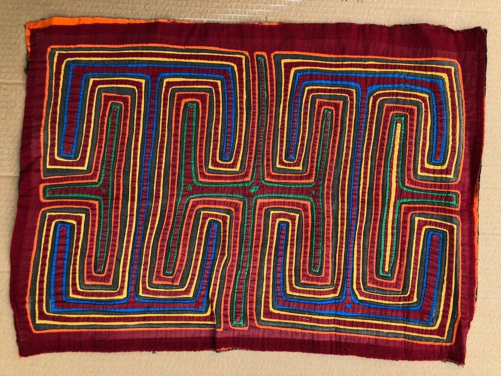 Molas of Panama