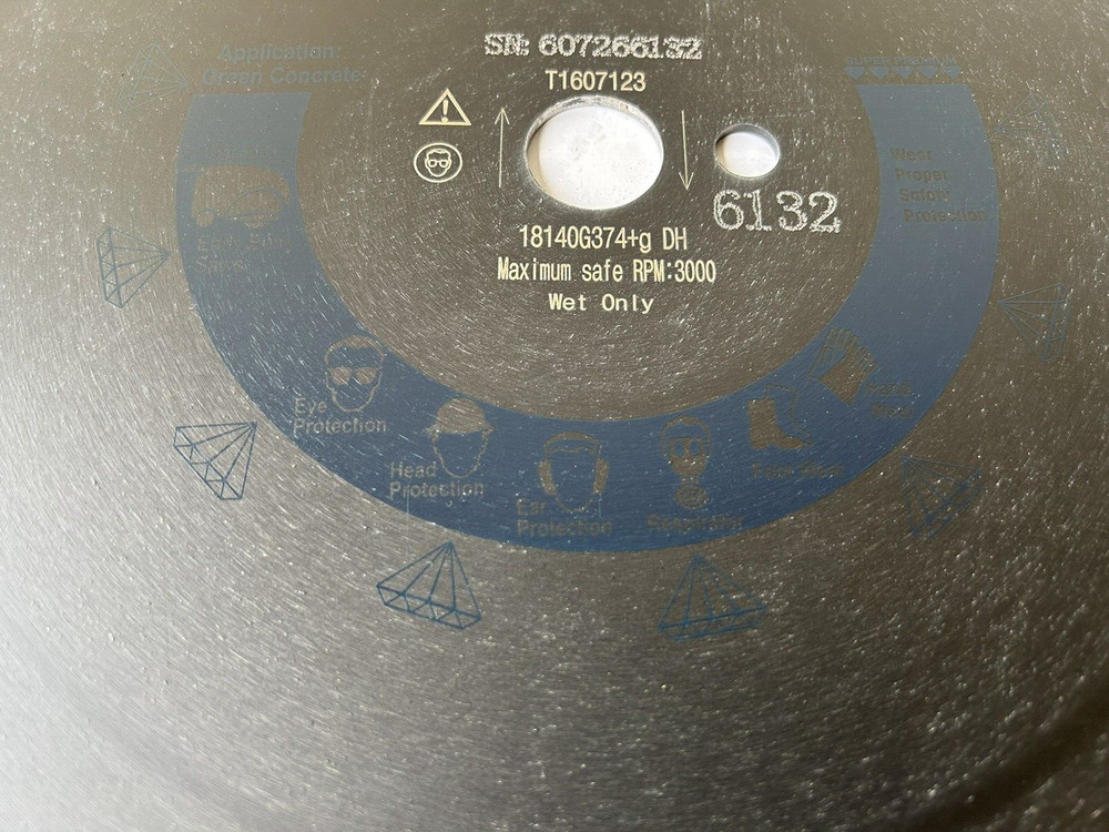 18x.140G374 High Performance Diamond Blade for Cutting Asphalt
