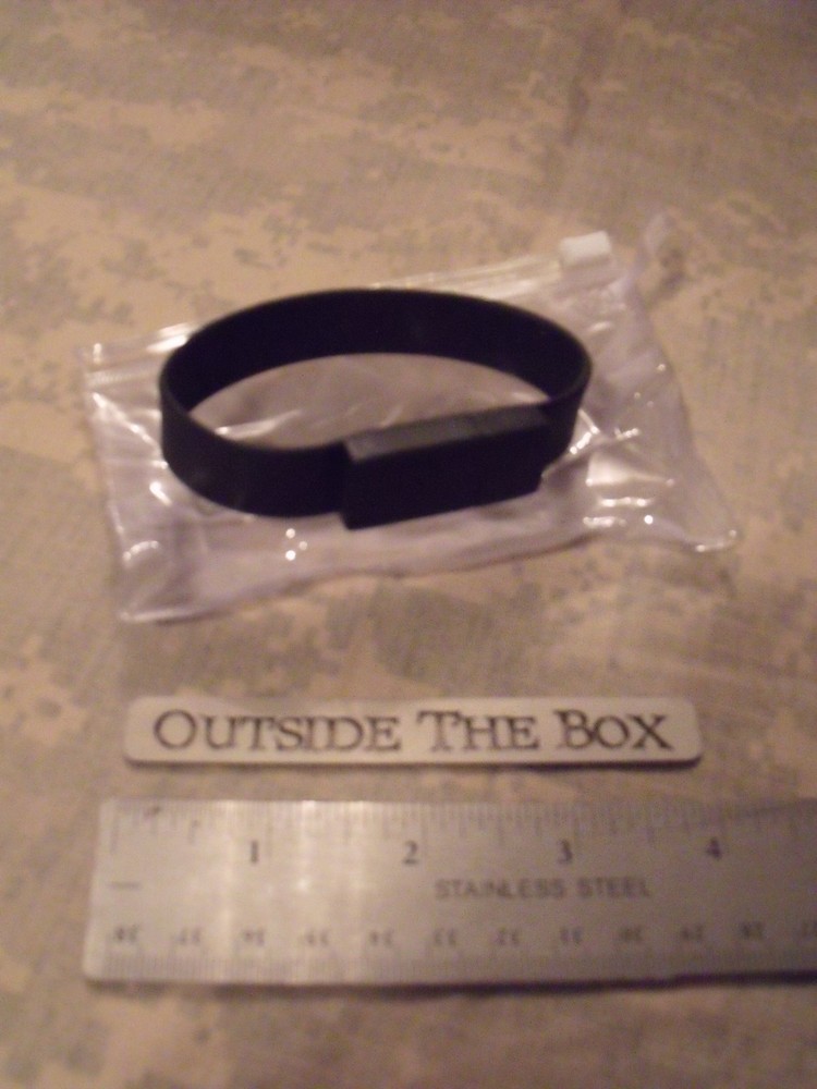 Silicone Bracelet  - USB 2.0 - Flash Memory Drive (8GB - Black) EDC Storage