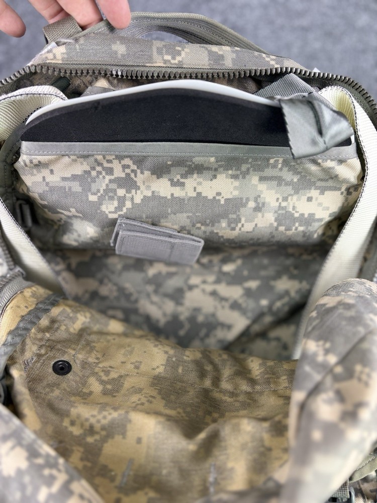 US Military Assault backpack camo field gear pack excellent