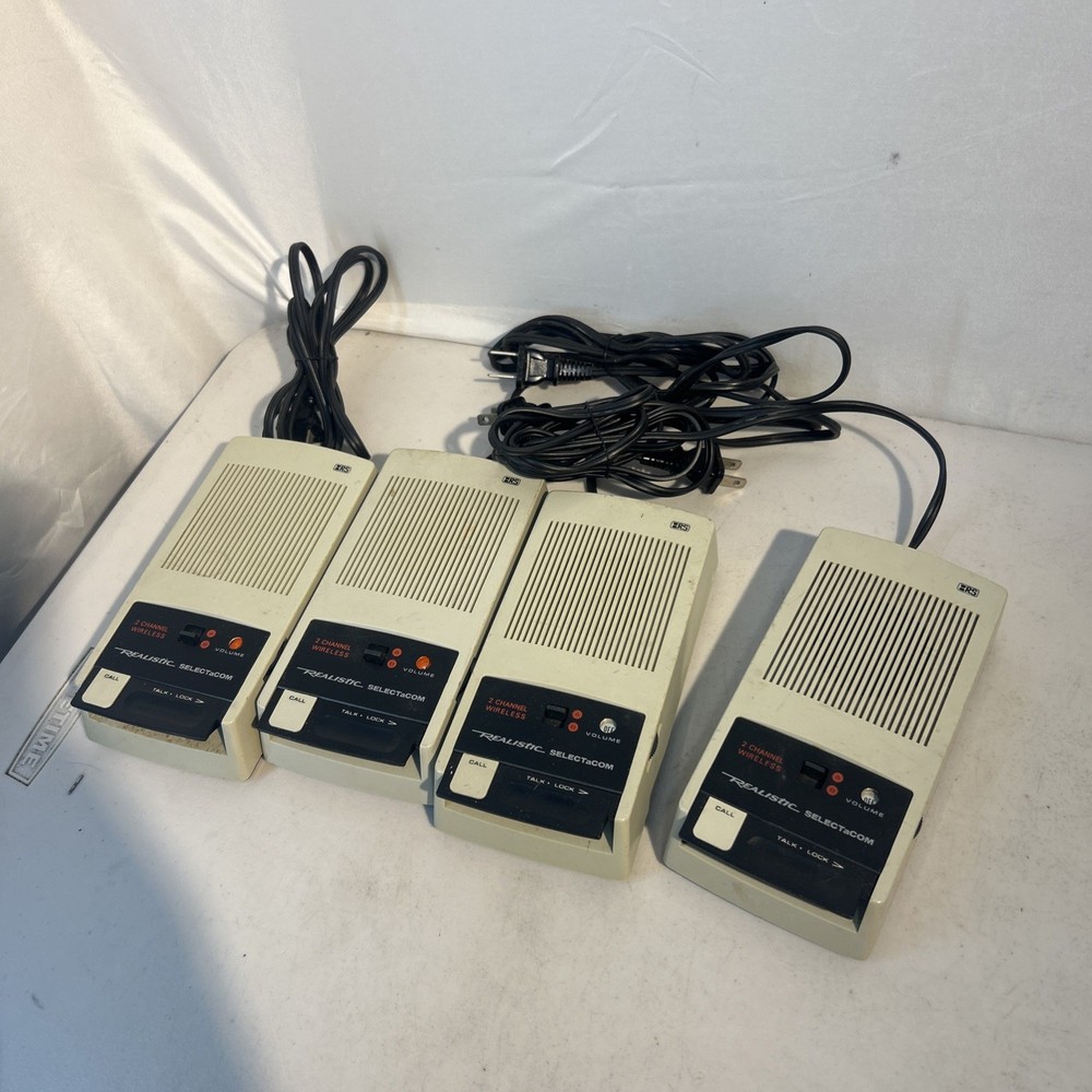 Realistic SELECTaCOM FM 2 Channel 4 Station Wireless Intercom System