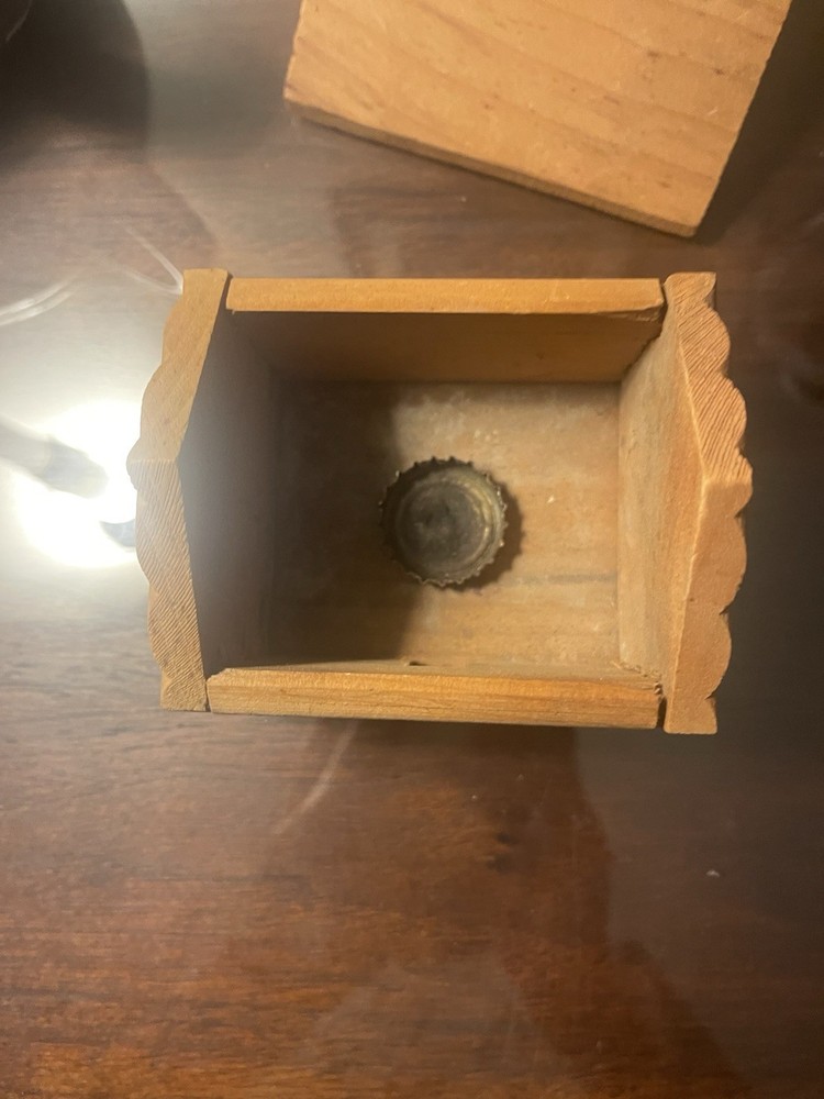 Vintage Log Cabin Cone Incense Burner
