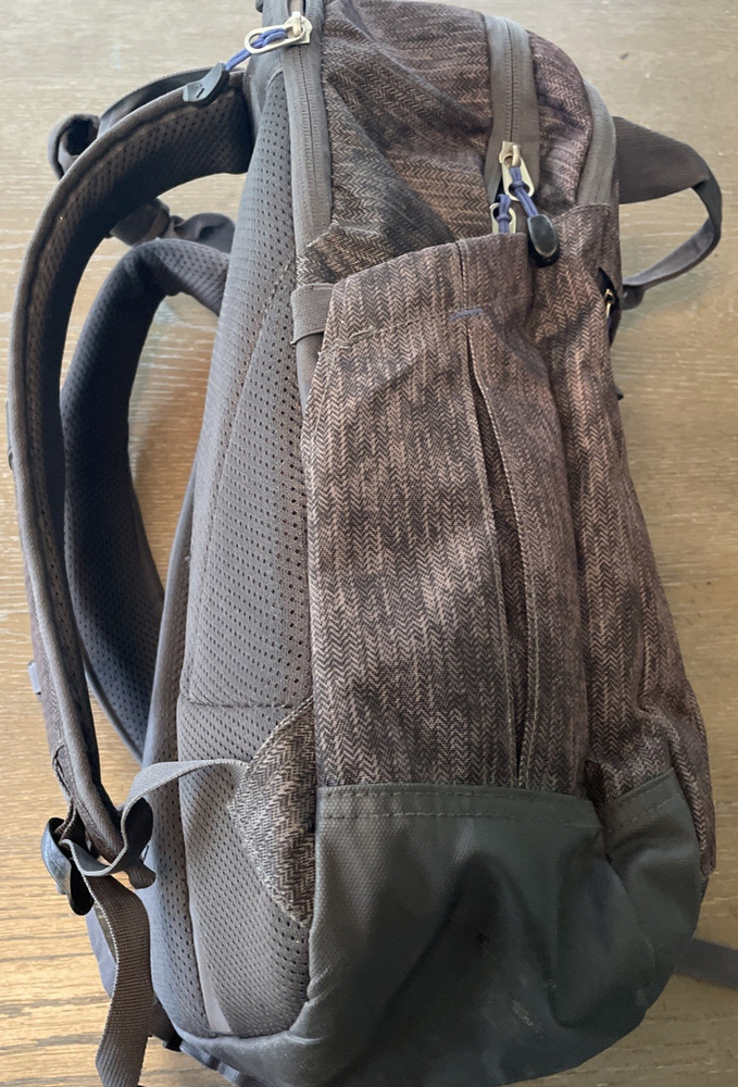 High Sierra Adjustable Backpack Grey, Black & Pink