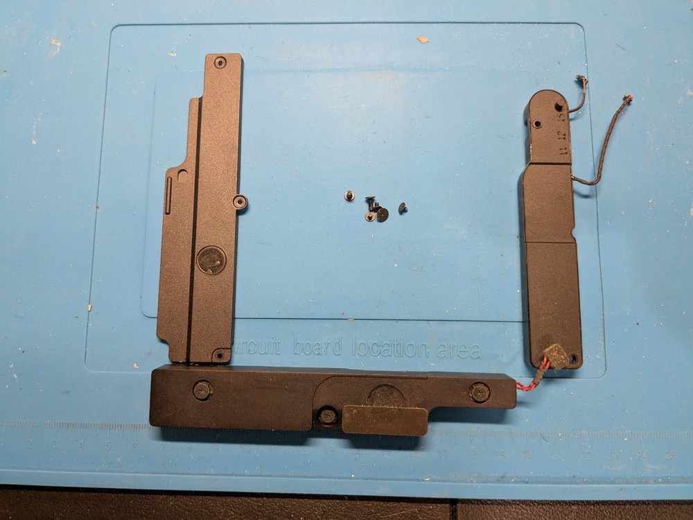 Apple Macbook Pro A1286 Speaker Set