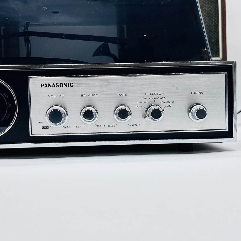 Vtg Panasonic SD-84 Turntable Record Player + Speakers, Working But Has Defects