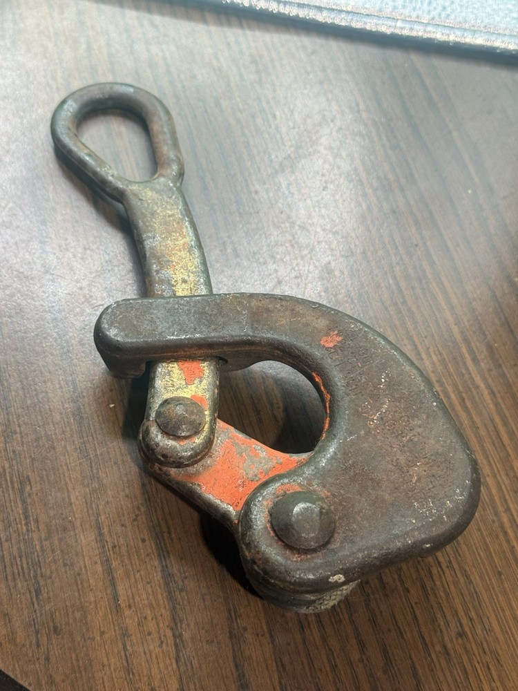 Klein Tools 1604-20L Cable Grip Puller Brown 5000 lbs Max Load .125-.50in E5