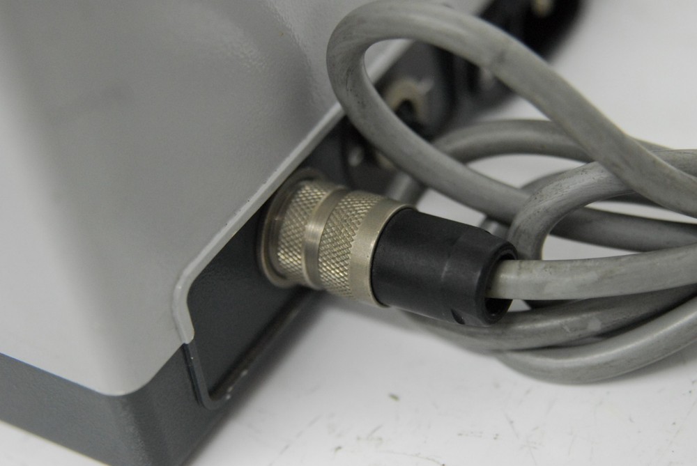 Zeiss 47 60 12 Microscope Shutter Prontor W/ MC 63 Controller - Universal III