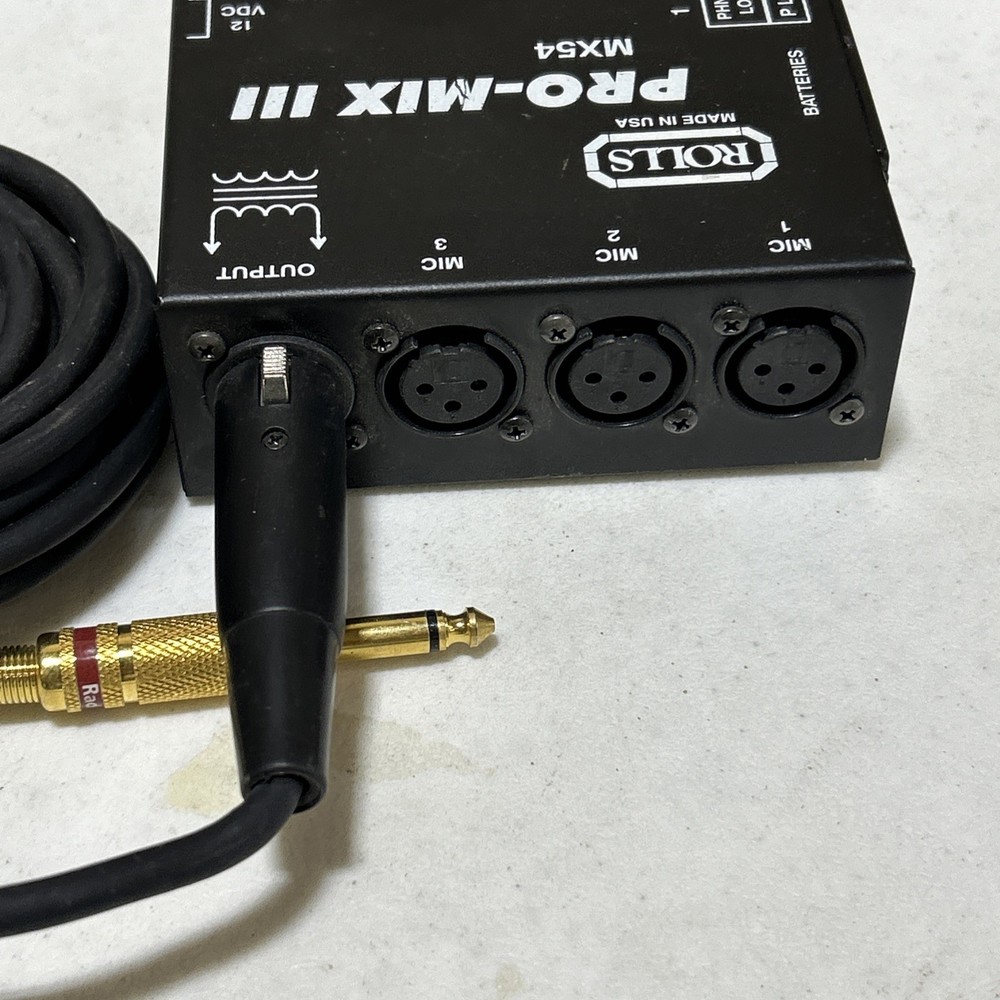 Rolls Pro Mix III, W/Output Cable