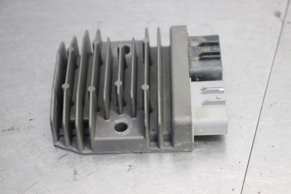 13-19 HONDA CBR 600RR Rectifier Voltage Regulator