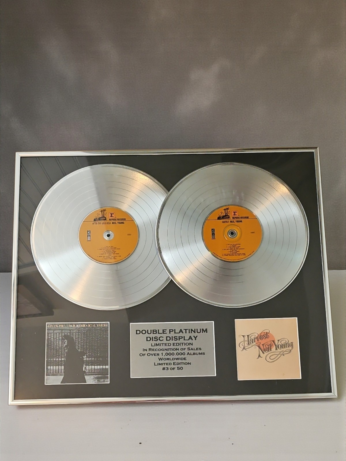 Neil Young harvest young  double  platinum disc display limited edition 3 Of 50