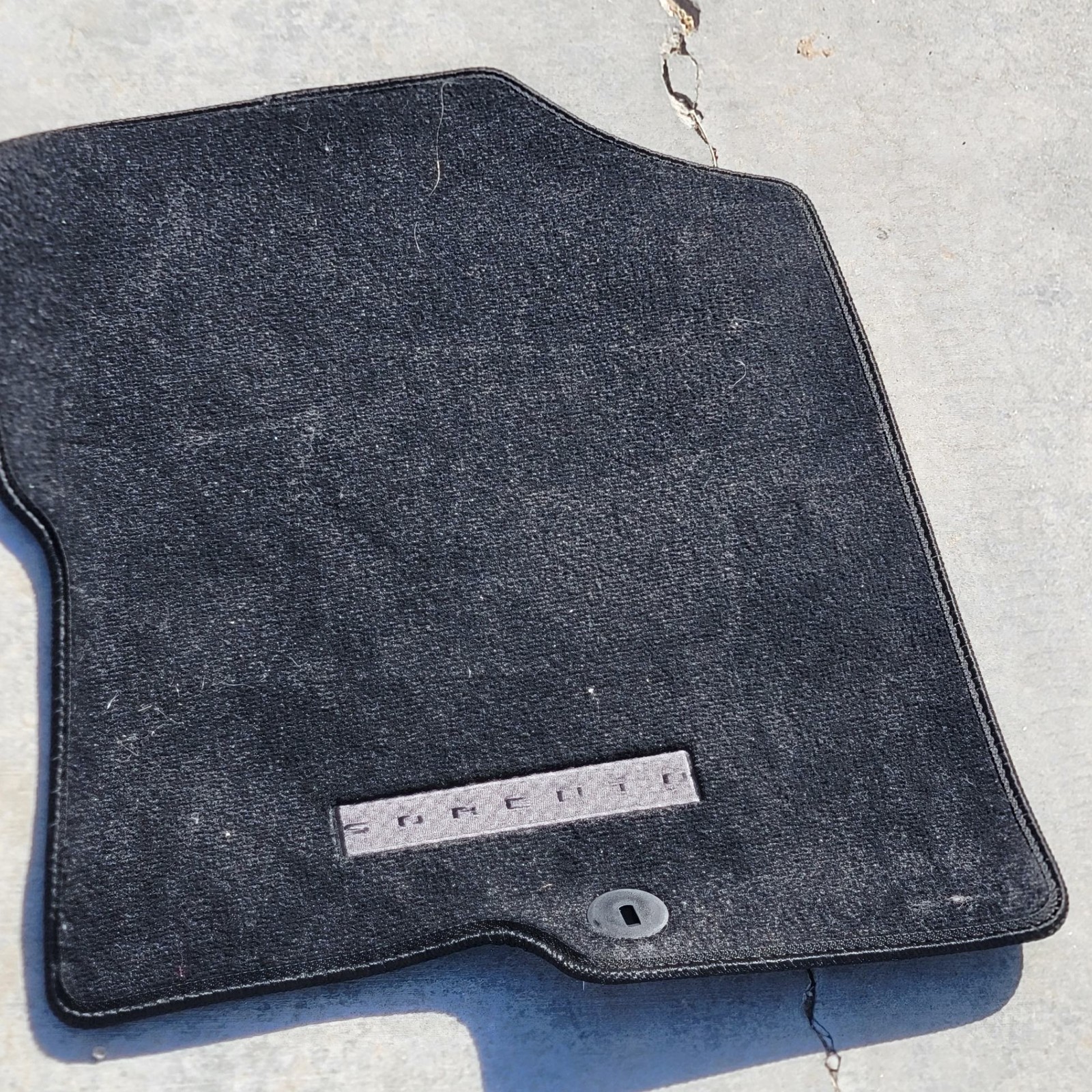 Kia Sorento Floormats Set 3rd Row Floor Mats Black Carpet OEMR5F14 AC040/140