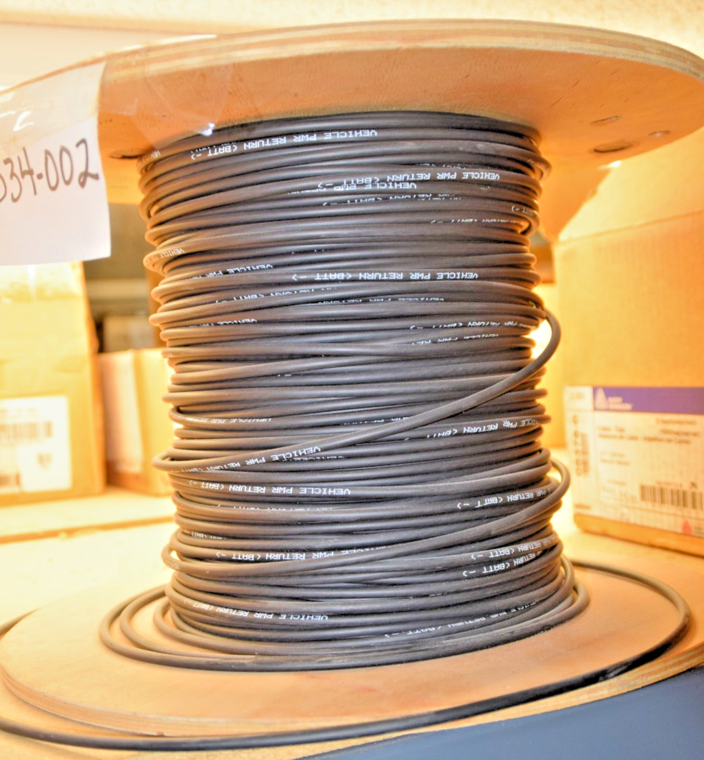 100 ft.     Black 8 AWG Hookup Wire,  SAE Type GXL Cross-linked     FREE SHIP!