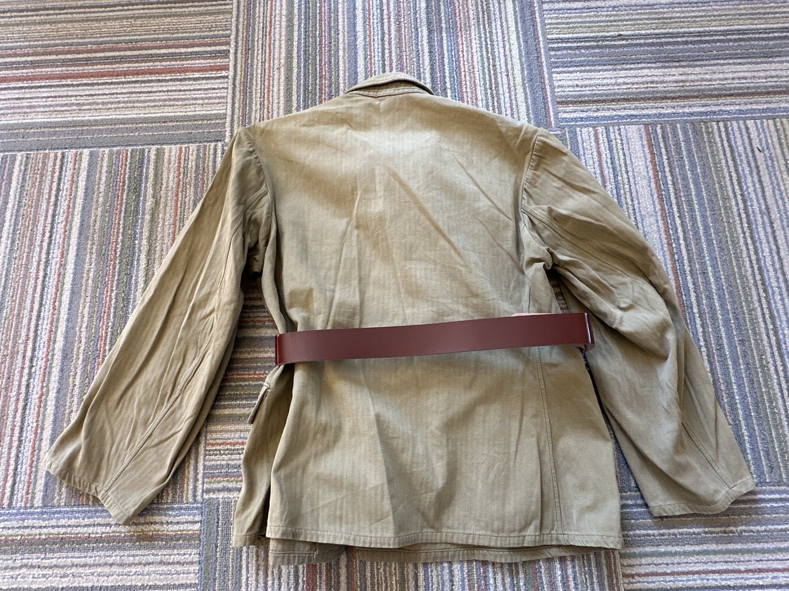 Rare 1950’s Chinese Army Type 58 Uniform HBT Tunic Lot With Belt And Pin /Patch