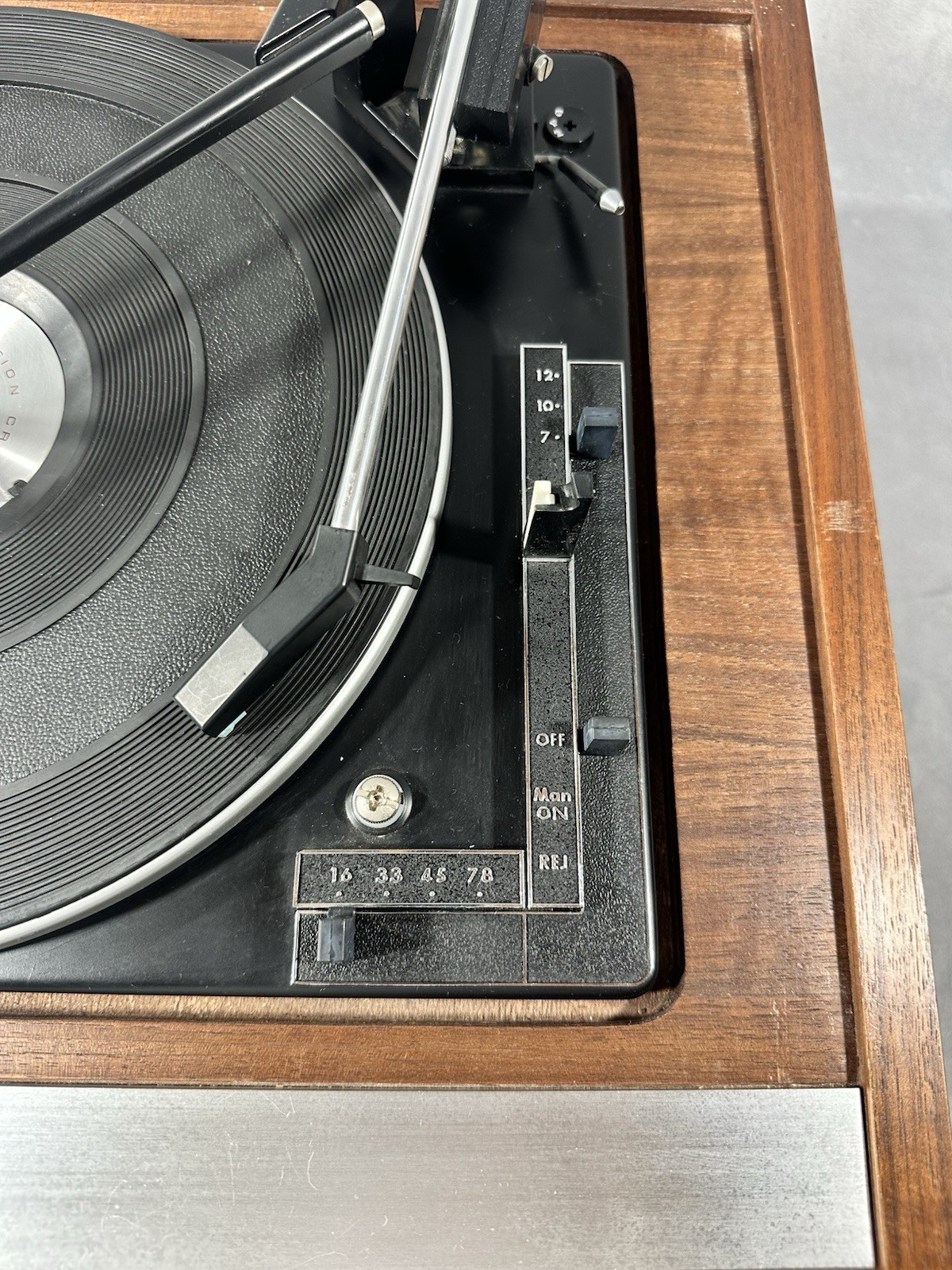 Realistic components music system model MC-2000 great condition