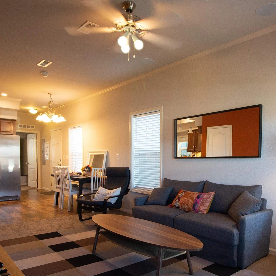 Dicuno 3 in 1 E26 Light Socket Splitter Adapter, Standard Base LED Bulb Converte