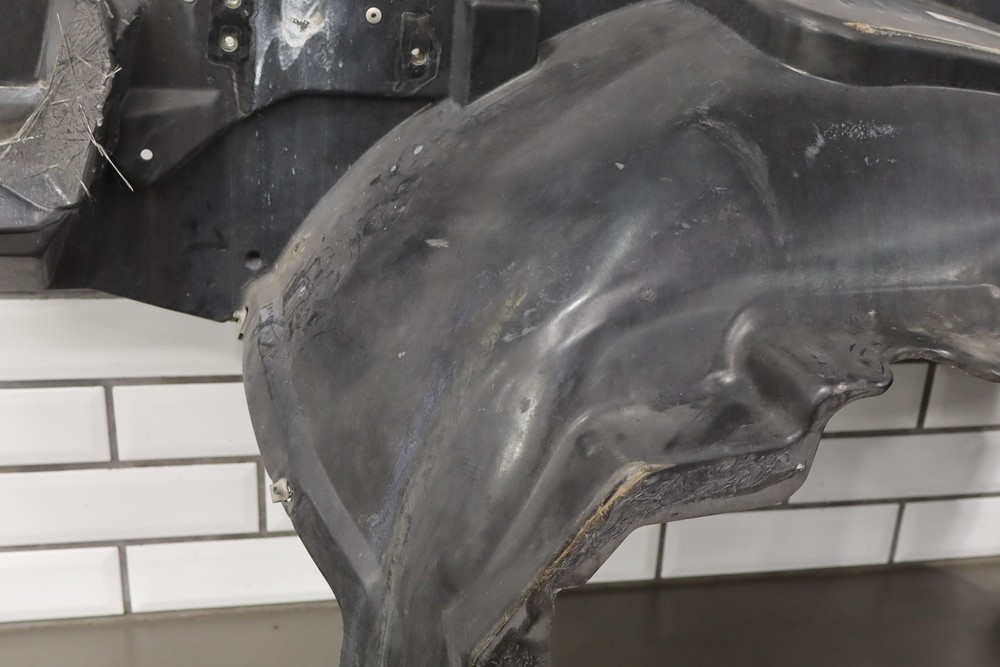 1997-2004 C5 Corvette Left Driver Front Inner Fender Structure *Damaged*