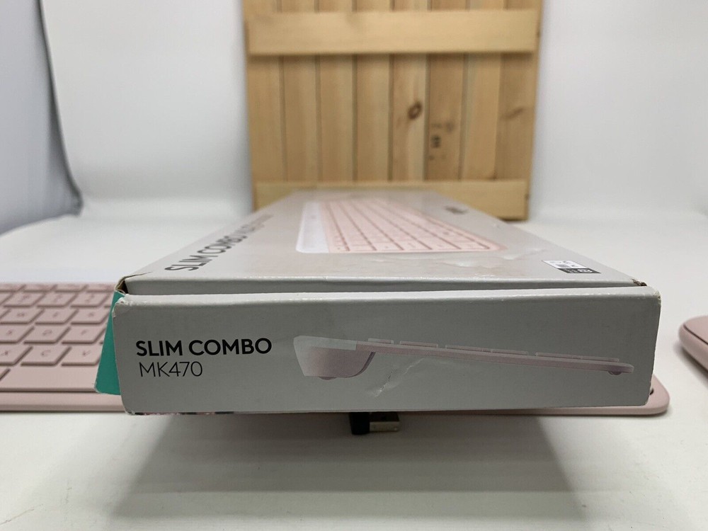 Logitech MK470 Slim Wireless Keyboard/Mouse Combo, Modern Compact Layout, Rose