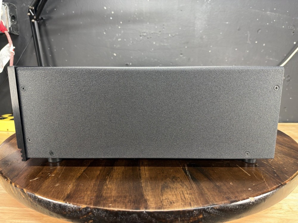 Anthem AVM 30 Stereo Preamplifier/Processor