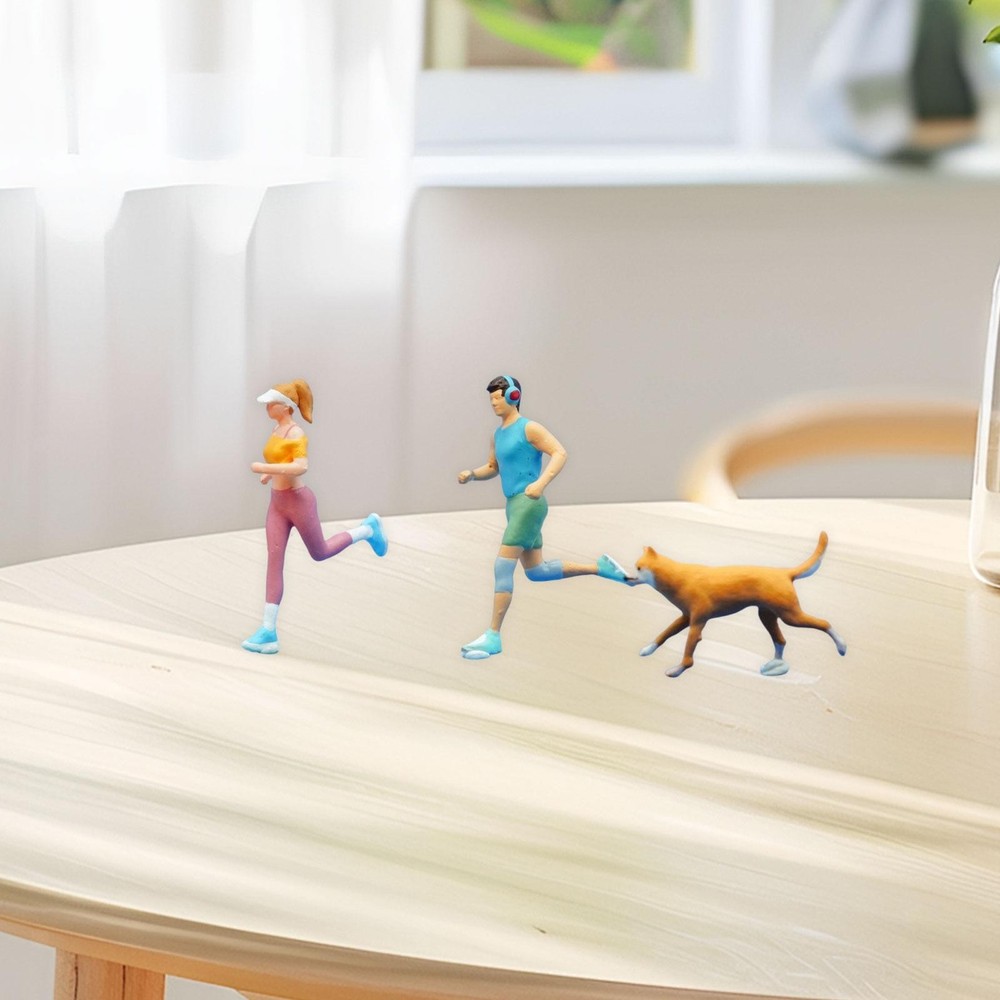 3x 1:64 Scale Miniature Figures Running Tiny Small Miniature Scene