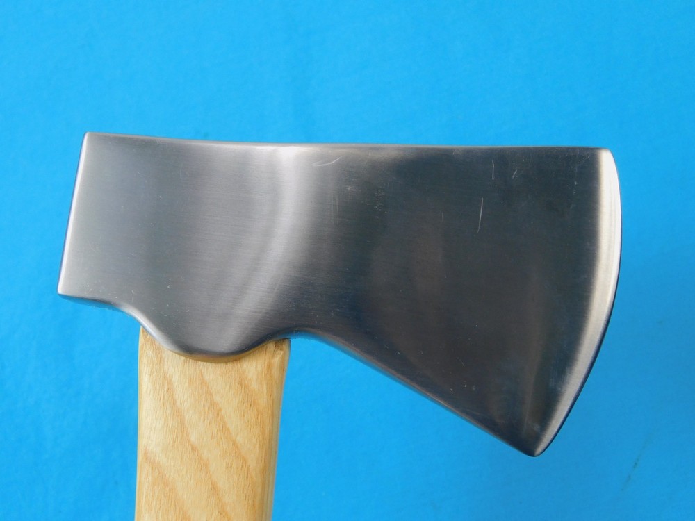 US Marbles Belt Axe #9 w/ Box NEW