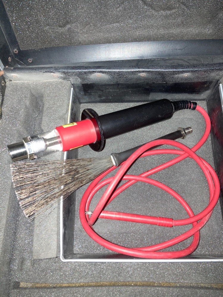 ELCOMETER 236 DC PORTABLE HOLIDAY DETECTOR