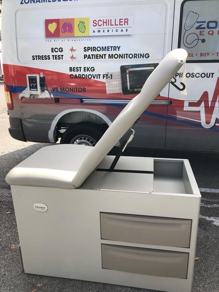 Brewer Access Basic Medical Exam Table - Fully Refurbished w/New Upholstery