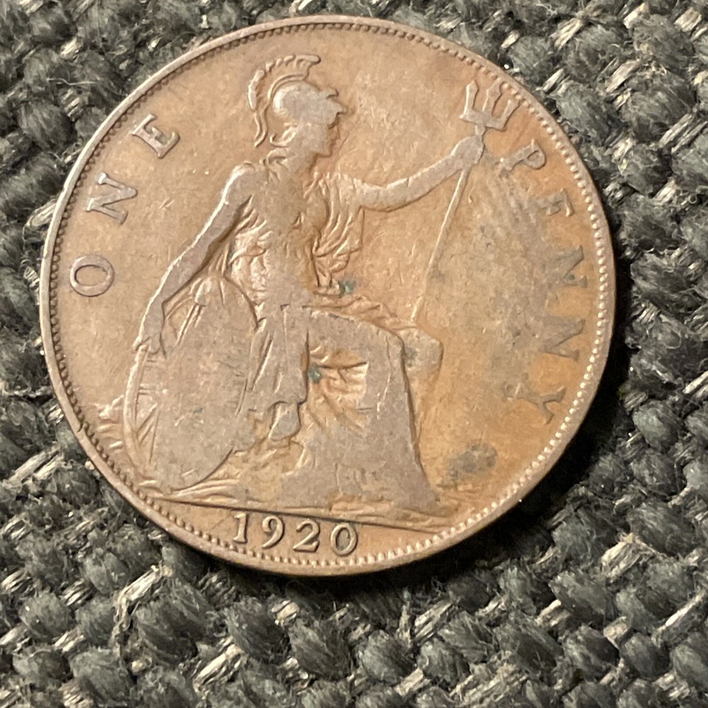 1920 GREAT BRITAIN  Large Penny. George V.