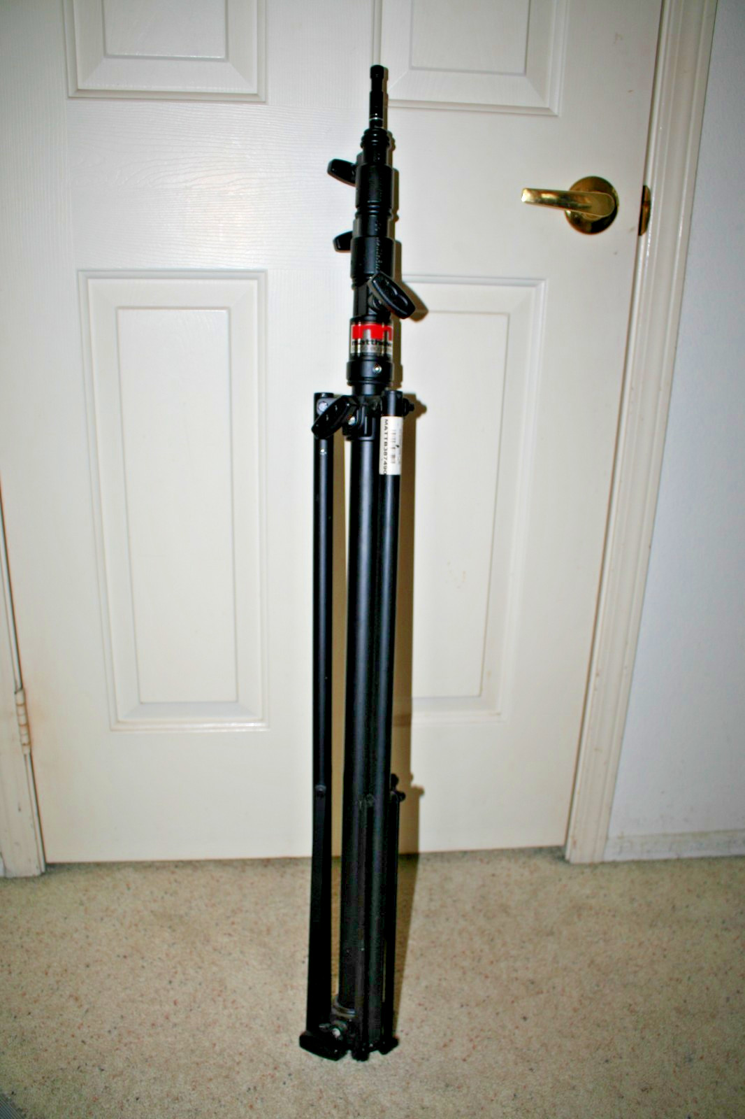 Matthews Hollywood Light/Heavy Triple Riser-Black # B387490 Max. Height 12.4ft