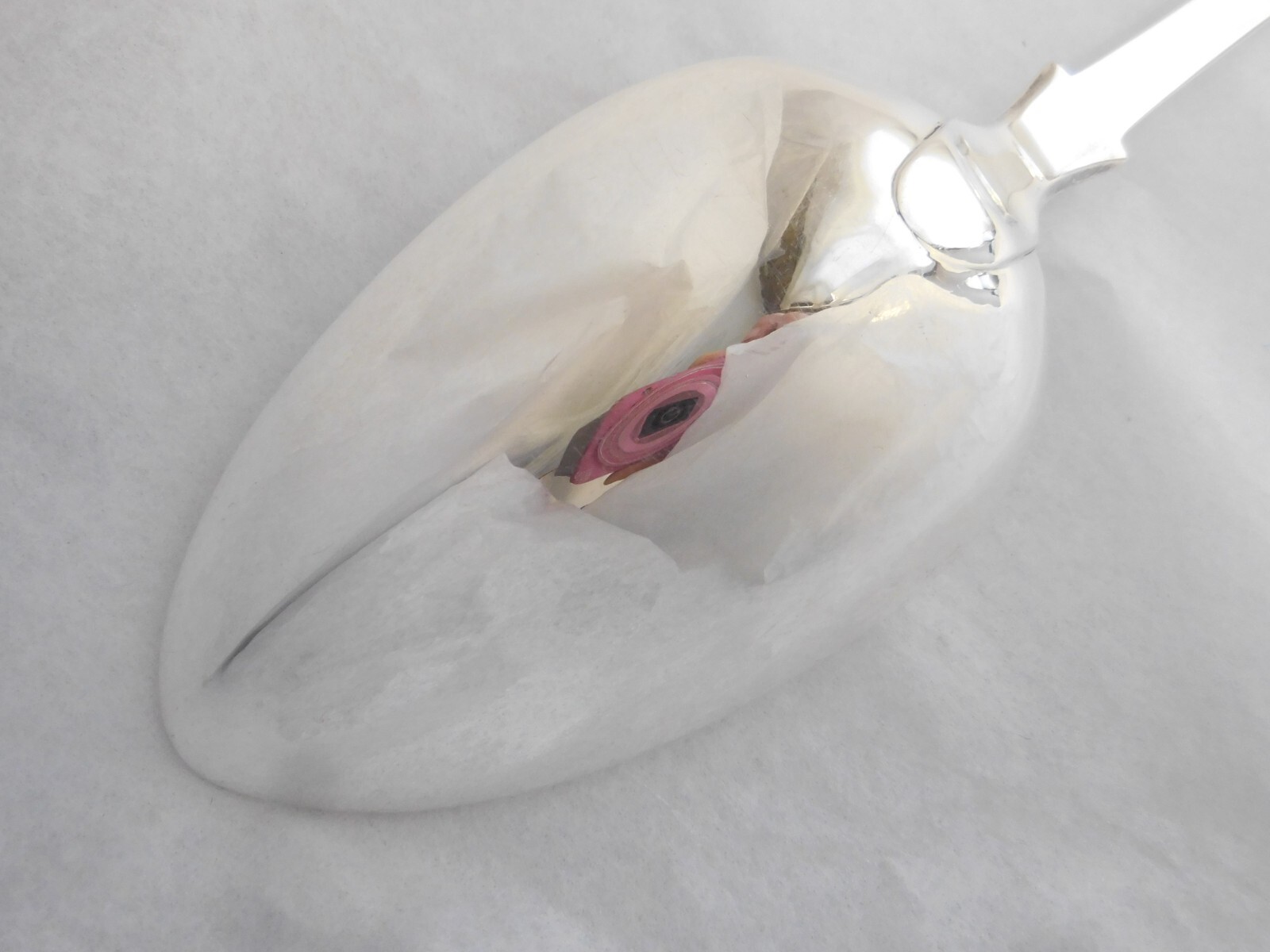 LONDON 1843 STERLING SILVER FIDDLE PLATTER SPOON SPEAR & MAILED ARM CREST 11 7/8